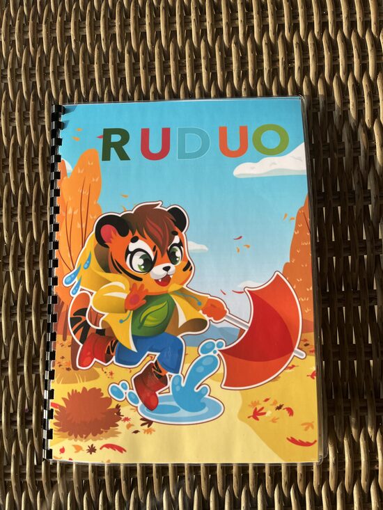 🍂 Lavinamoji knygelė „Ruduo“ su daugkartiniais lipdukais 