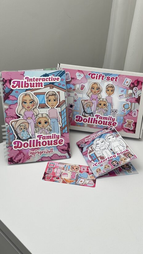 Interaktyvi lipdukų knygelė „Dollhouse“ su daugkartiniais lipdukais